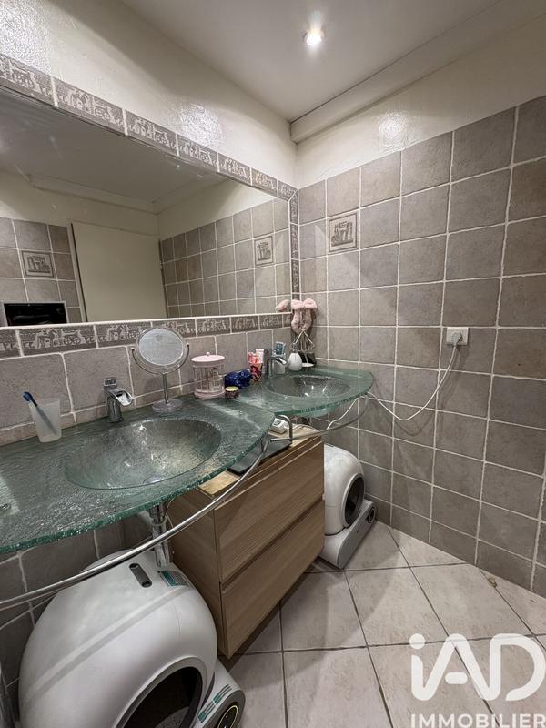 Appartement - 94 m² - 4 pièces