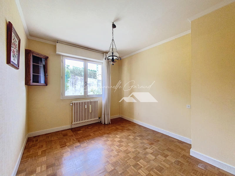 Appartement - 86 m² - 4 pièces