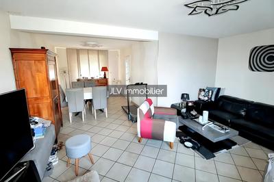 Maison - 97 m² - 5 pièces