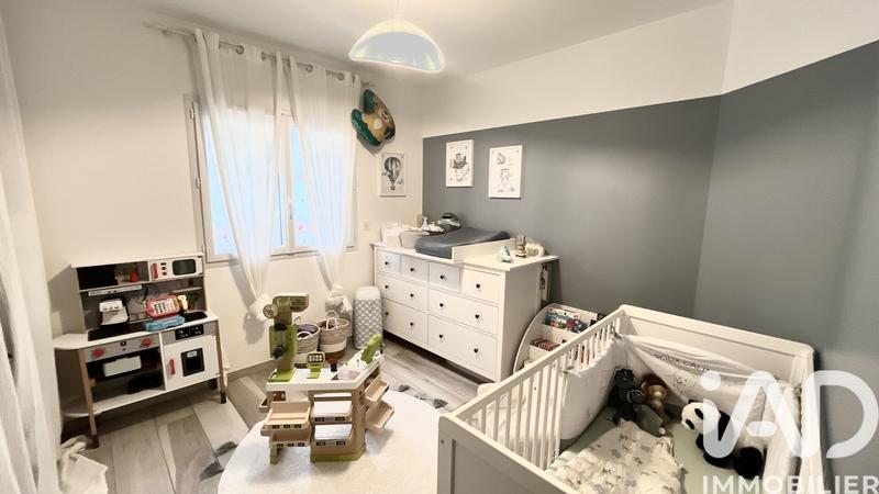 Maison - 96 m² - 5 pièces