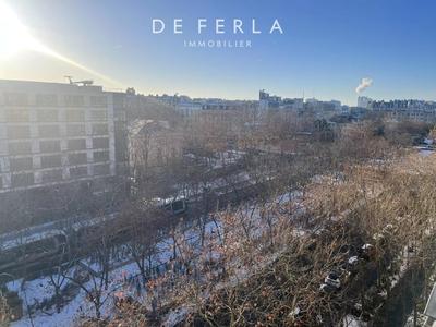 Appartement - 99 m² - 5 pièces