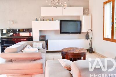 Maison - 161 m² - 7 pièces