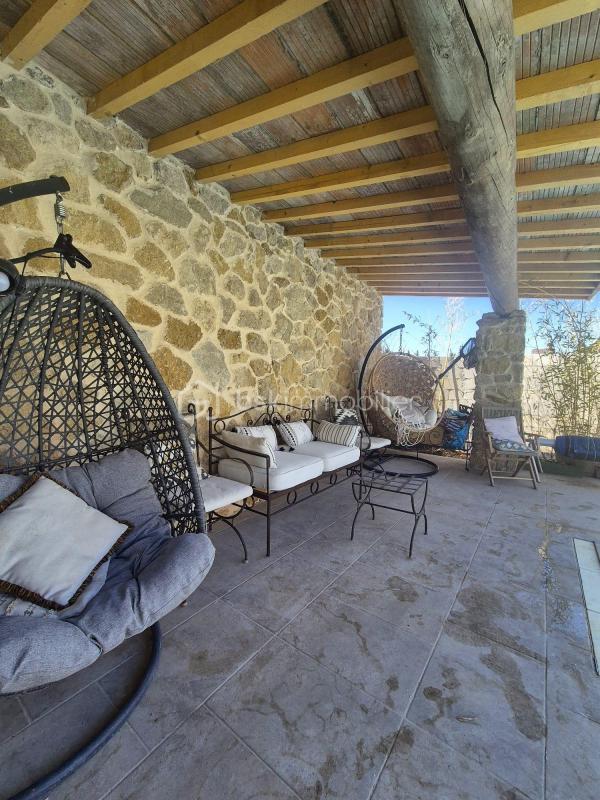 Mas - 210 m² - 8 pièces