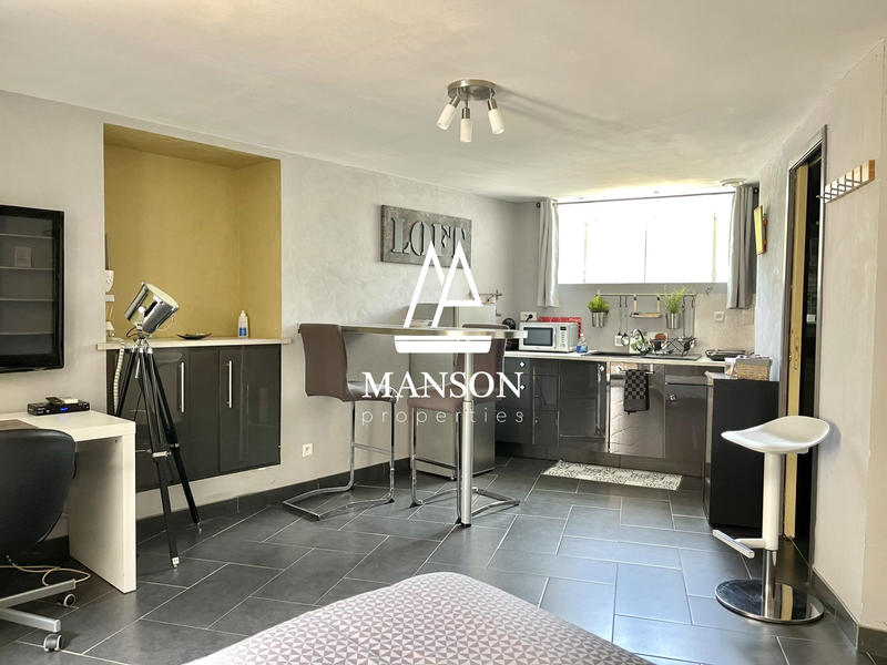 Maison ancienne - 298 m² - 12 pièces