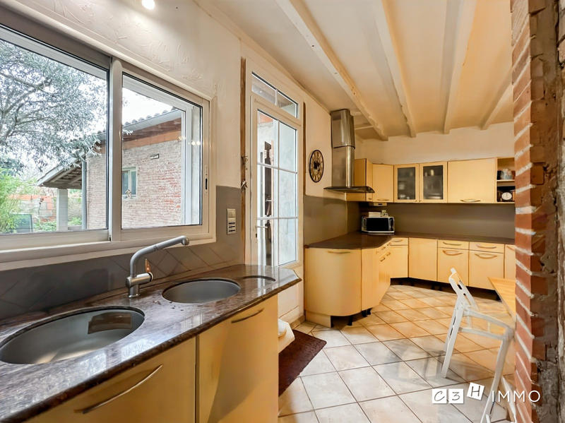 Maison ancienne - 195 m² - 5 pièces