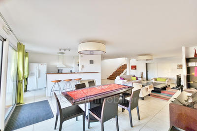 Maison - 137 m² - 4 pièces