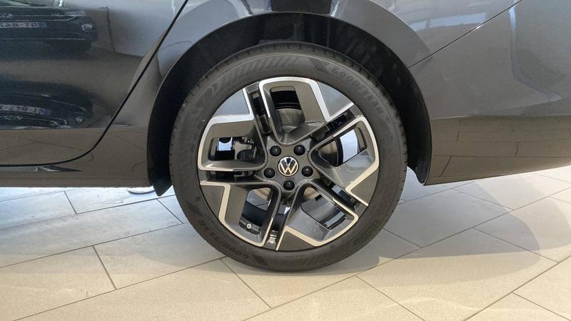 Volkswagen Passat 1.5 eTSI Opf 150 Dsg7 Elegance
