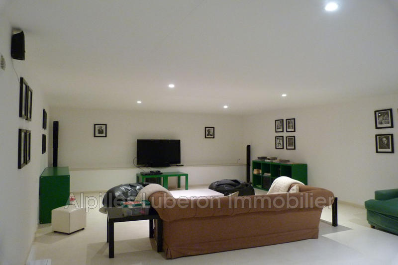 Demeure - 275 m² - 8 pièces