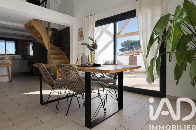 Maison - 104 m² - 5 pièces