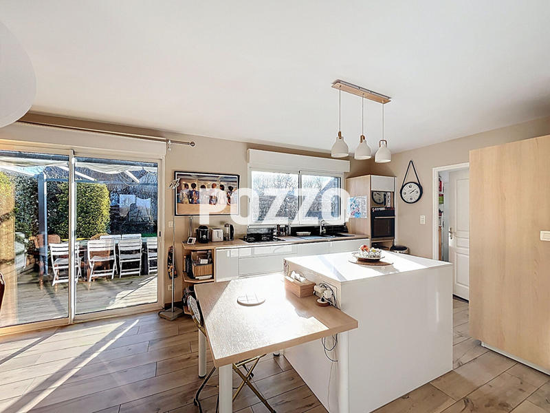 Maison - 106 m² - 5 pièces