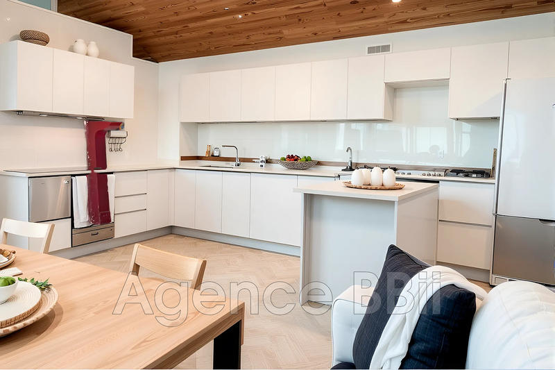 Maison - 168 m² - 6 pièces