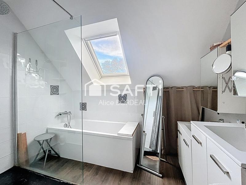 Maison - 142 m² - 7 pièces