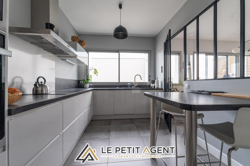 Maison - 90 m² - 4 pièces