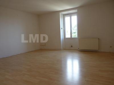 Appartement - 85 m² - 4 pièces