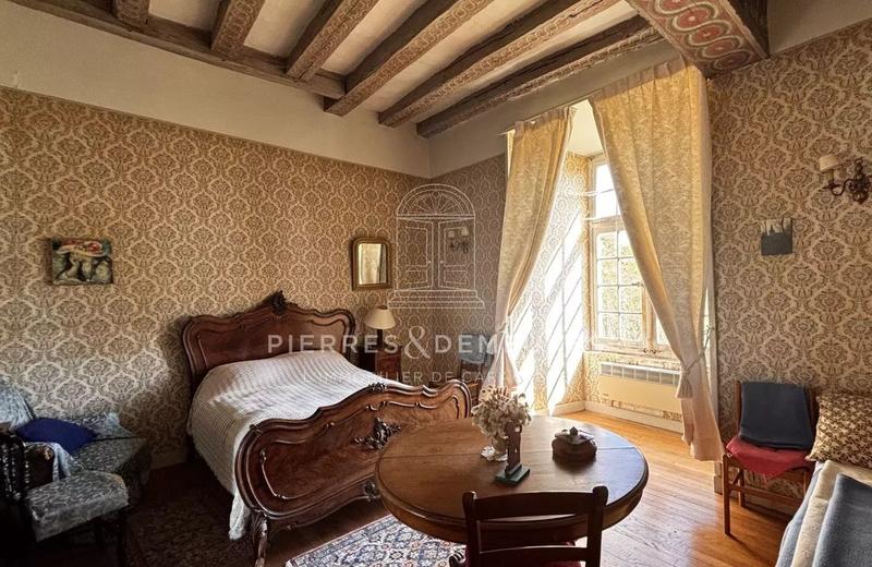 Manoir - 203 m² - 13 pièces