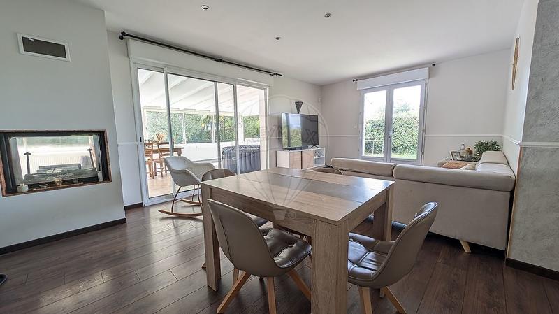 Maison - 134 m² - 4 pièces