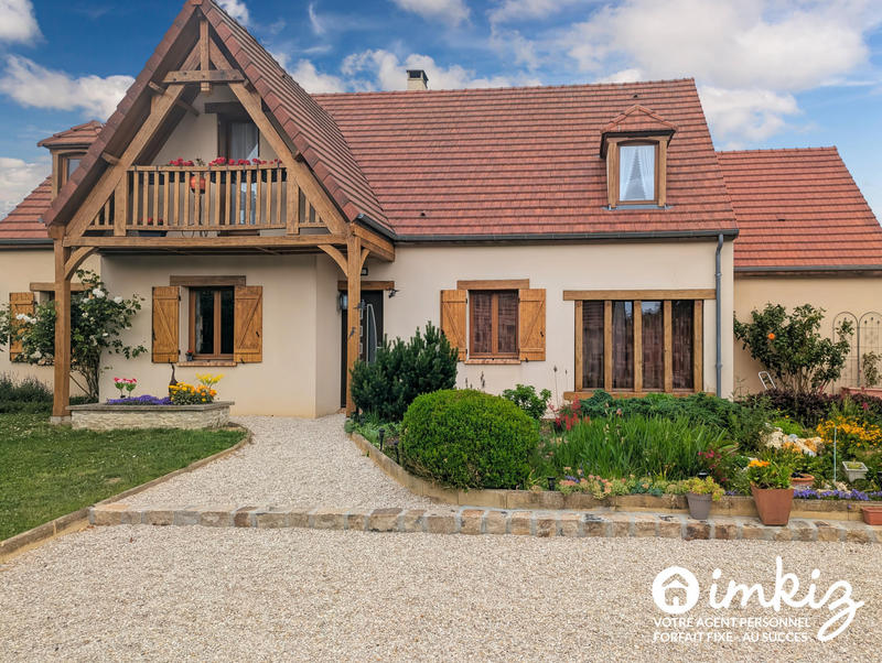 Maison - 180 m² - 7 pièces