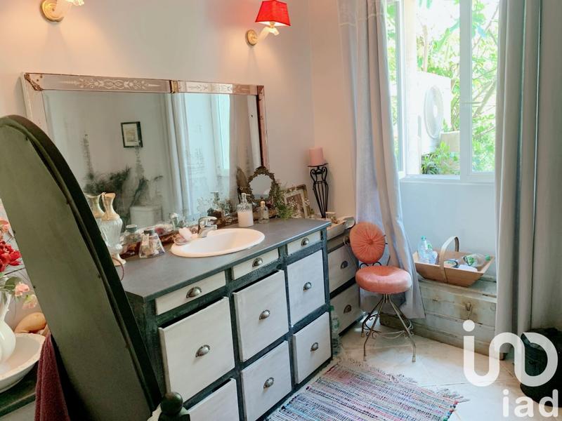 Maison - 200 m² - 6 pièces