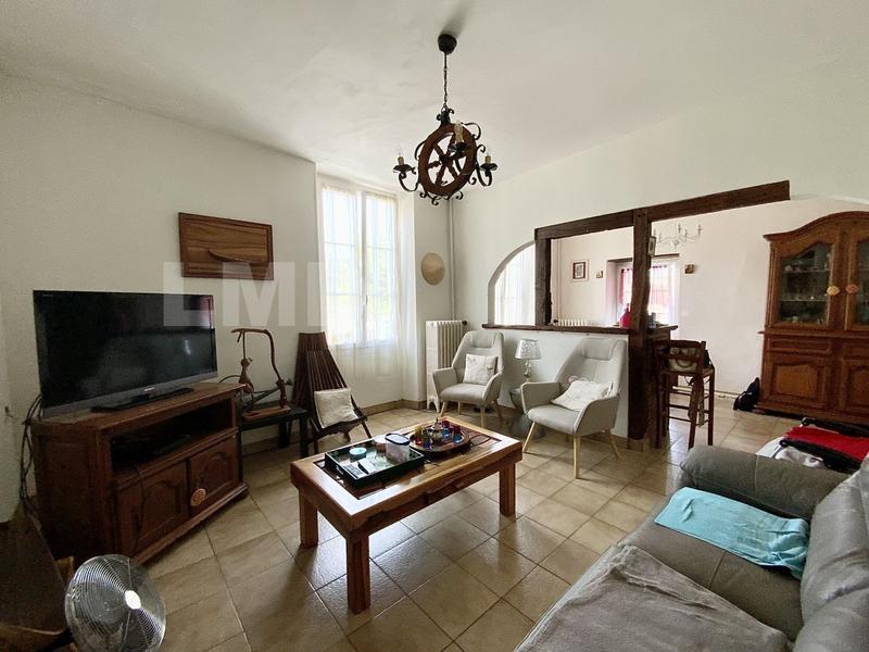 Maison - 127 m² - 5 pièces