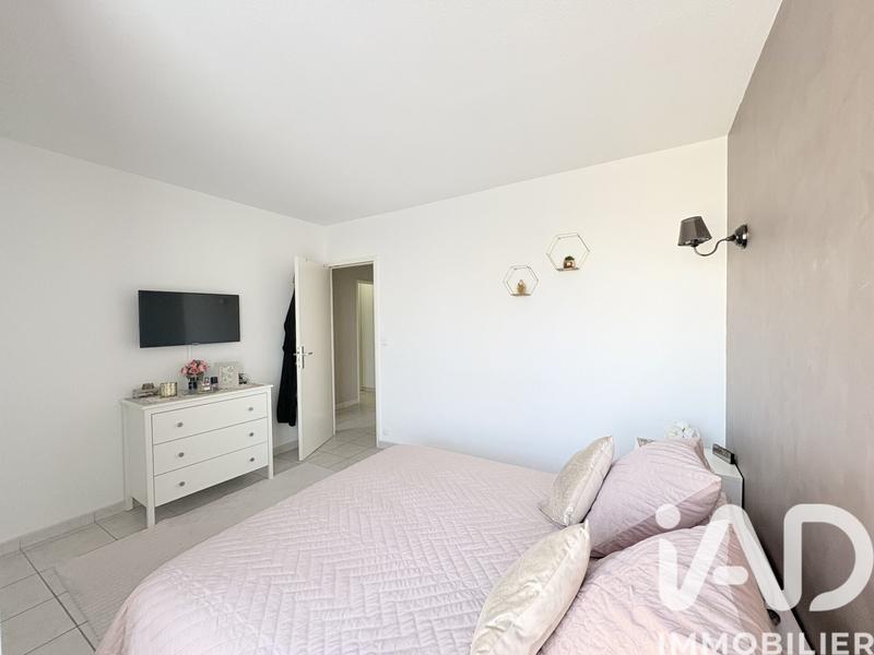 Appartement - 79 m² - 4 pièces