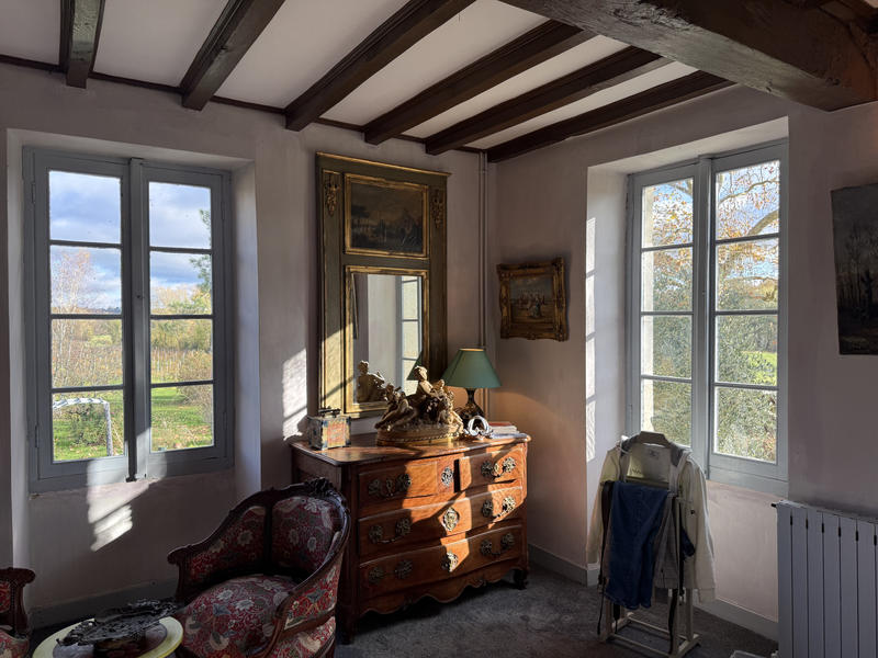 Maison - 322 m² - 18 pièces