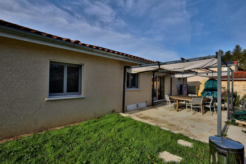 Maison - 97 m² - 4 pièces