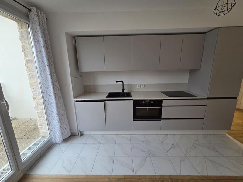 Appartement - 85 m² - 4 pièces