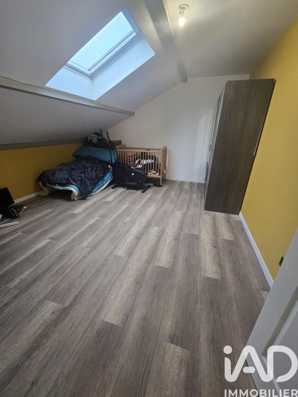 Maison - 220 m² - 7 pièces