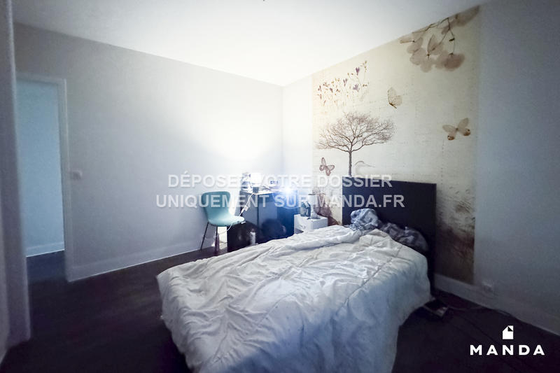 Chambre - 11 m² - 5 pièces