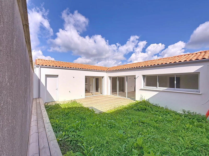 Maison - 143 m² - 6 pièces