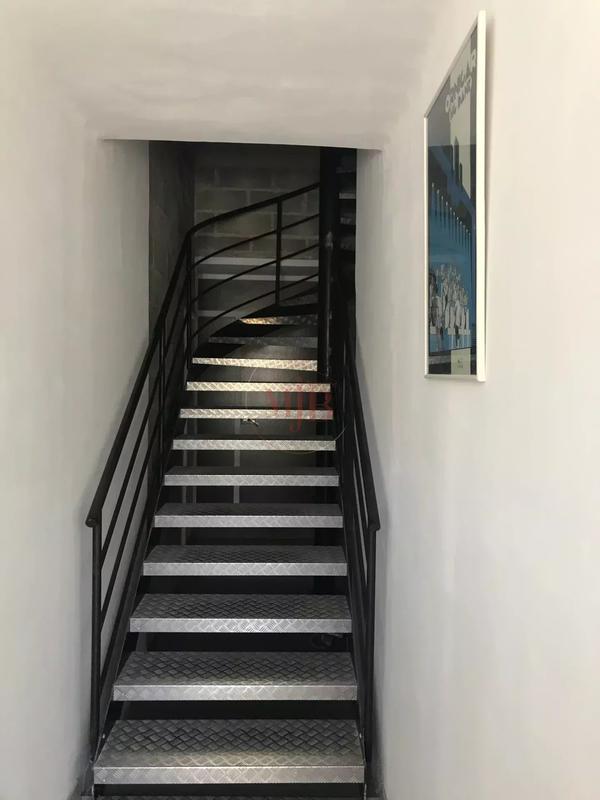 Maison de ville - 177 m² - 6 pièces