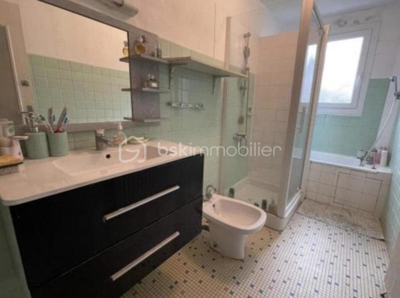 Maison traditionnelle - 123 m² - 6 pièces