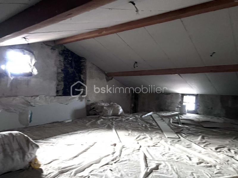 Maison en pierre - 144 m² - 6 pièces