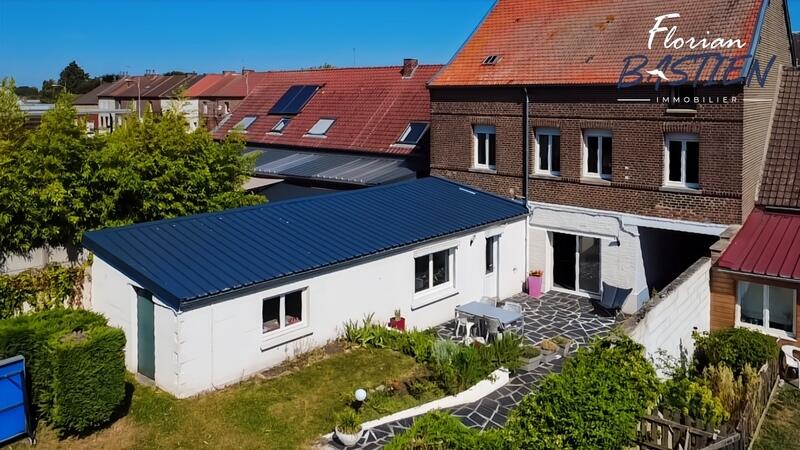 Maison de village - 166 m² - 7 pièces