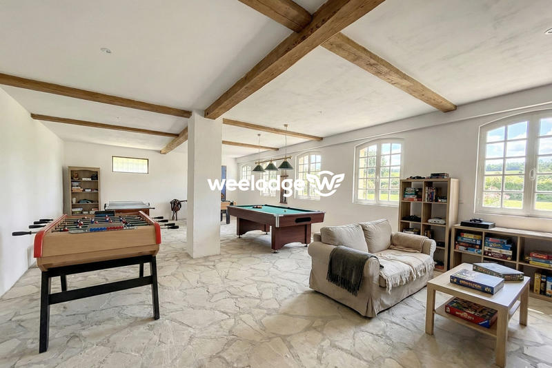 Maison ancienne - 229 m² - 7 pièces