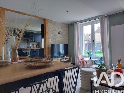 Maison - 91 m² - 4 pièces