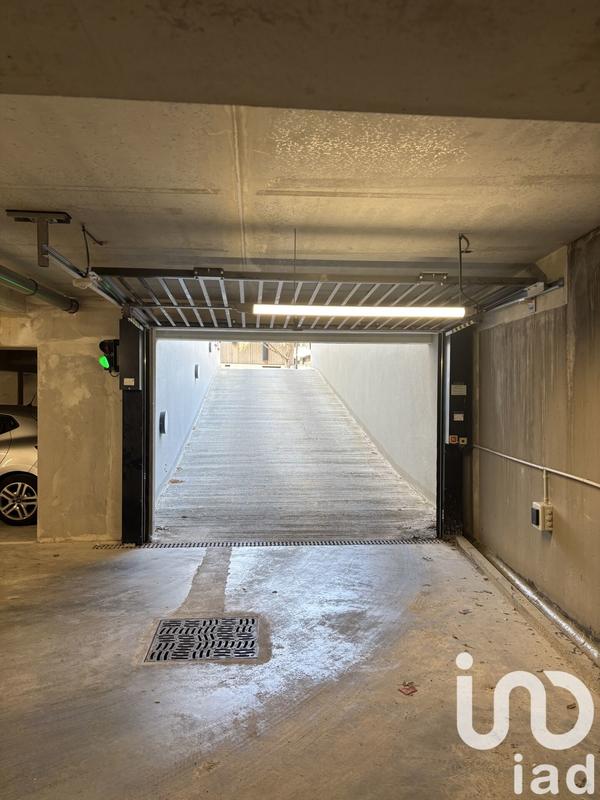 Parking - 11 m²