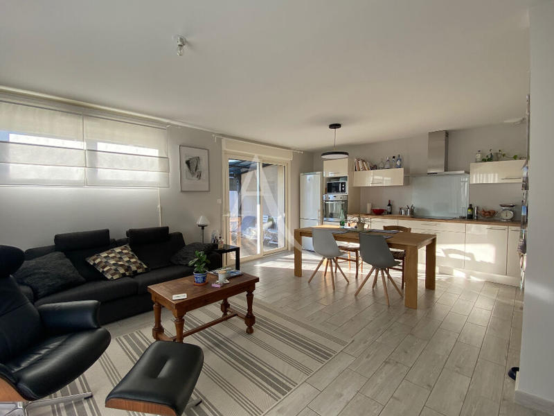 Maison - 82 m² - 4 pièces