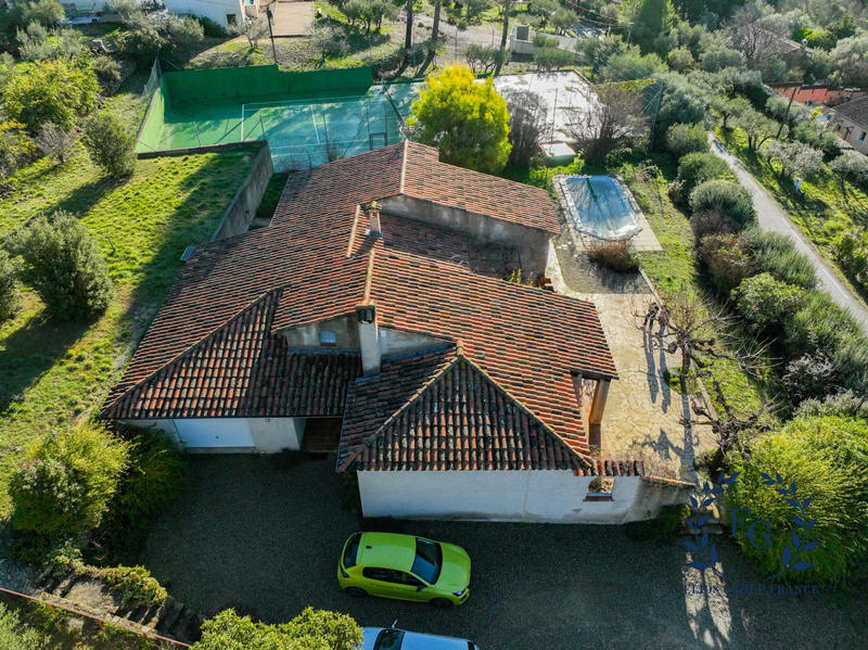 Maison - 134 m² - 5 pièces