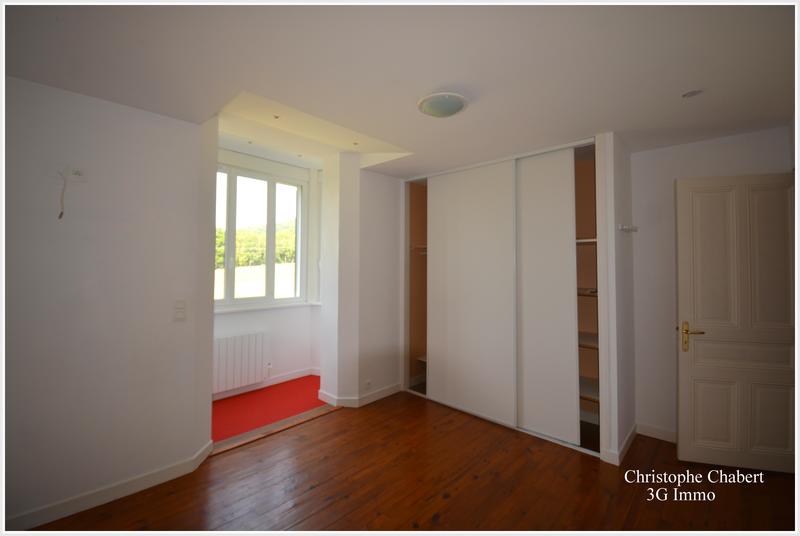 Maison - 265 m² - 9 pièces