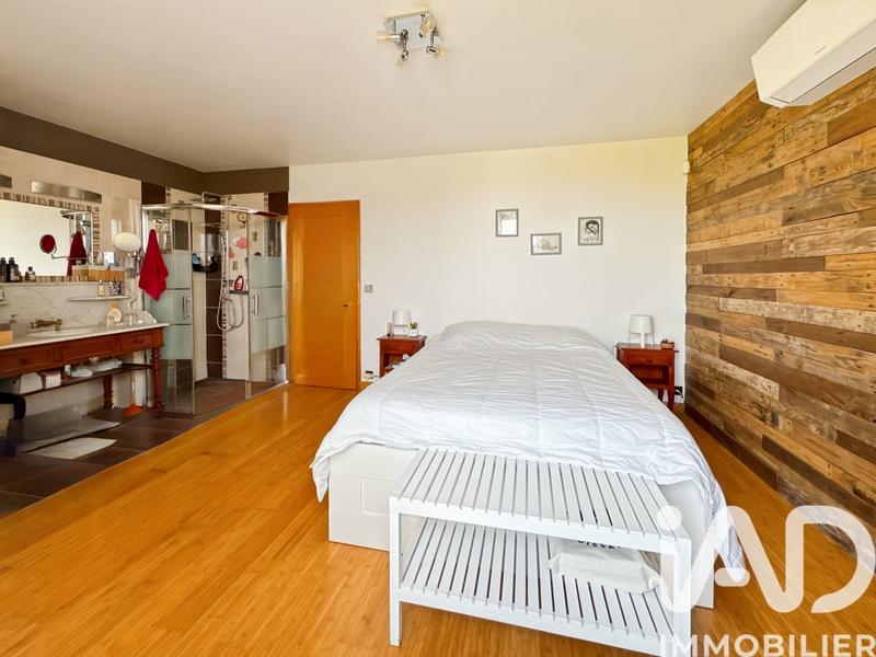 Maison - 170 m² - 7 pièces