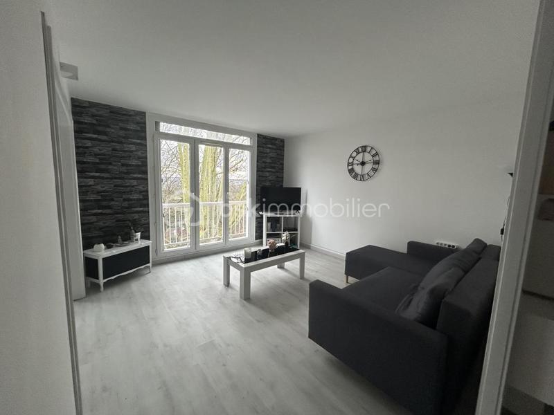 Appartement - 80 m² - 5 pièces