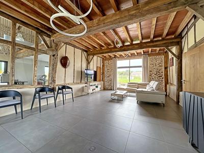 Maison d'architecte - 228 m² - 8 pièces