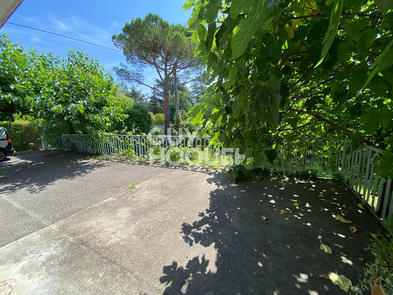 Maison - 247 m² - 6 pièces