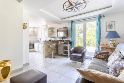 Maison - 200 m² - 5 pièces