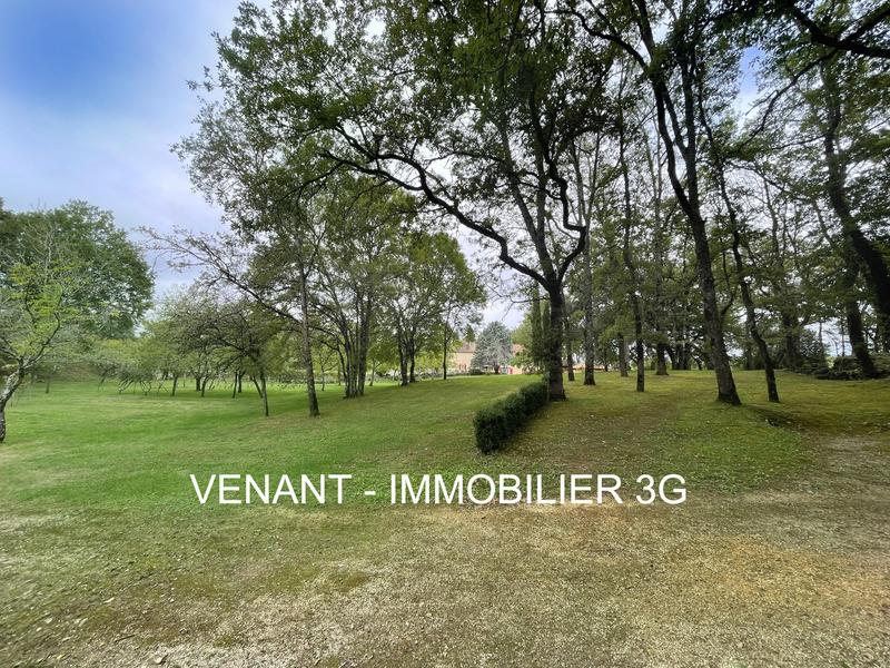 Maison de domaine - 410 m² - 15 pièces