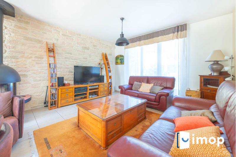 Maison - 189 m² - 7 pièces