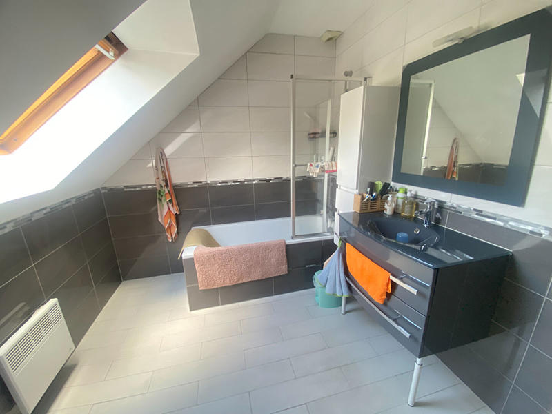 Maison - 75 m² - 5 pièces