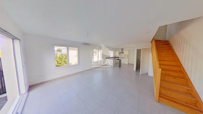 Maison - 91 m² - 4 pièces