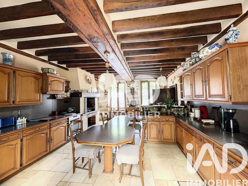 Maison - 360 m² - 12 pièces